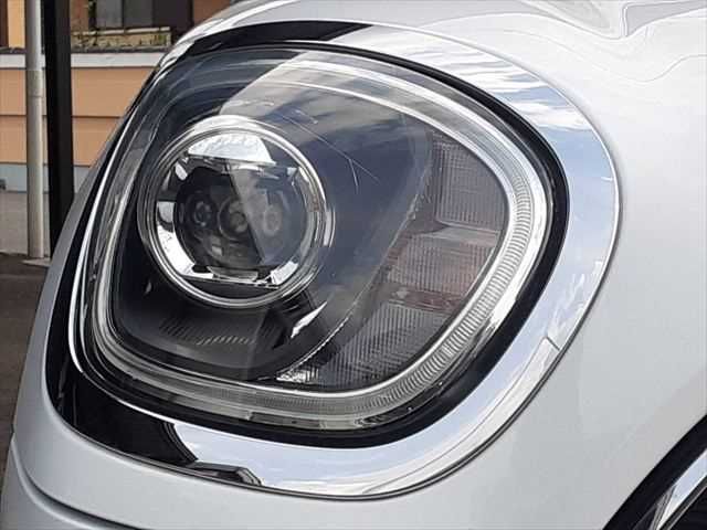 BMW MINI COOPER D CROSSOVER