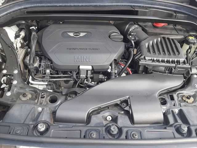 BMW MINI COOPER D CROSSOVER