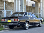 CROWN sedan