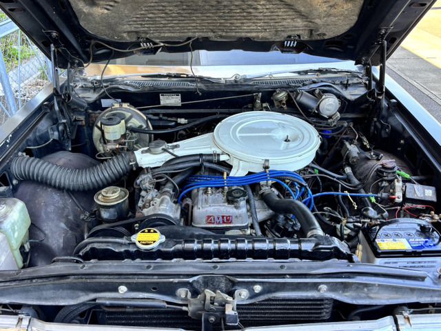 CROWN sedan