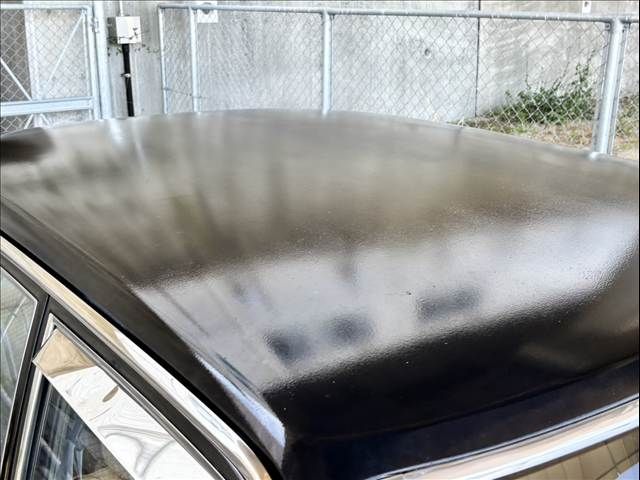 CROWN sedan