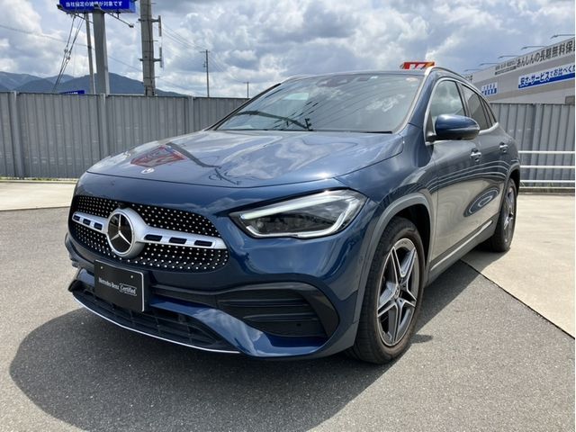 MERCEDES BENZ GLA class