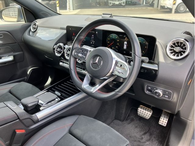 MERCEDES BENZ GLA class