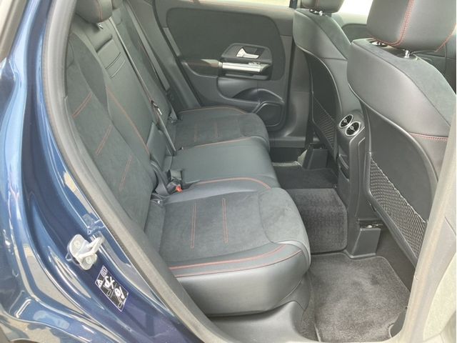 MERCEDES BENZ GLA class
