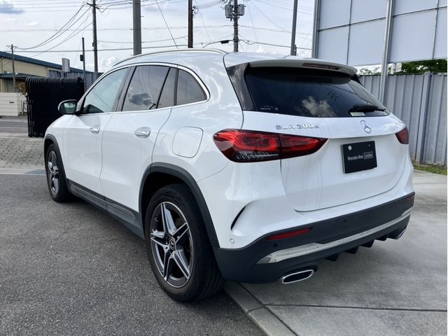 MERCEDES BENZ GLA class