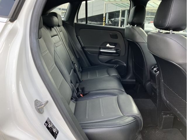 MERCEDES BENZ GLA class