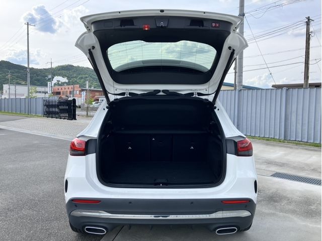 MERCEDES BENZ GLA class
