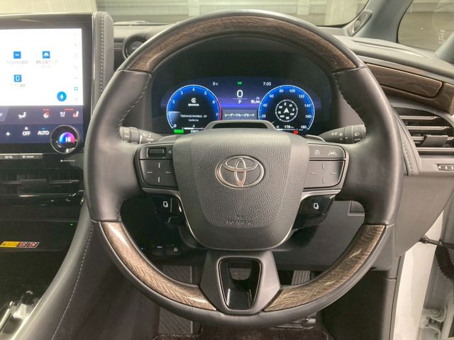 ALPHARD hybrid