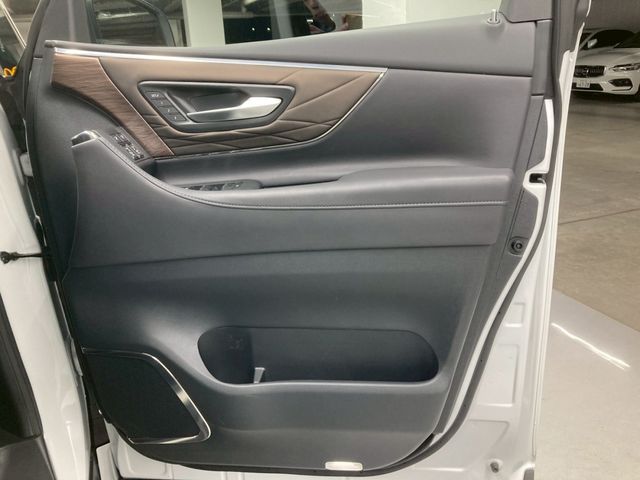 ALPHARD hybrid