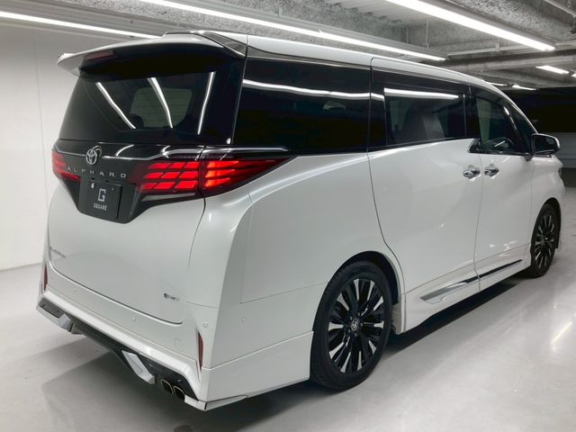 ALPHARD hybrid
