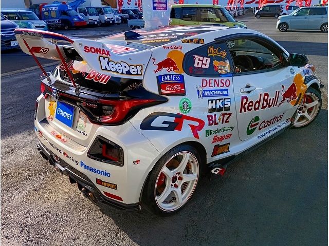 GR YARIS