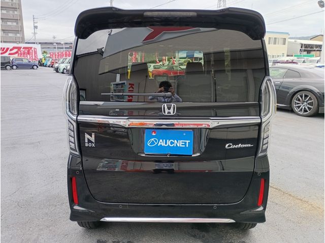 N BOX CUSTOM