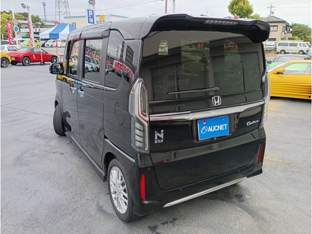 N BOX CUSTOM