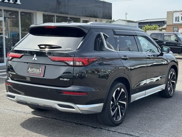 OUTLANDER PHEV