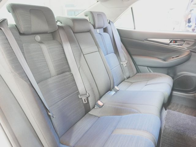 CROWN sedan