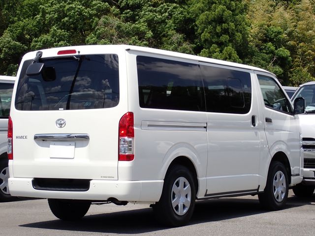 HIACE van 4WD