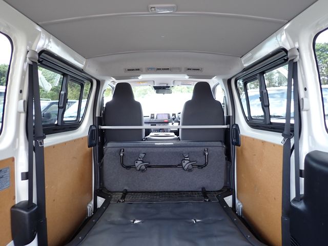 HIACE van 4WD