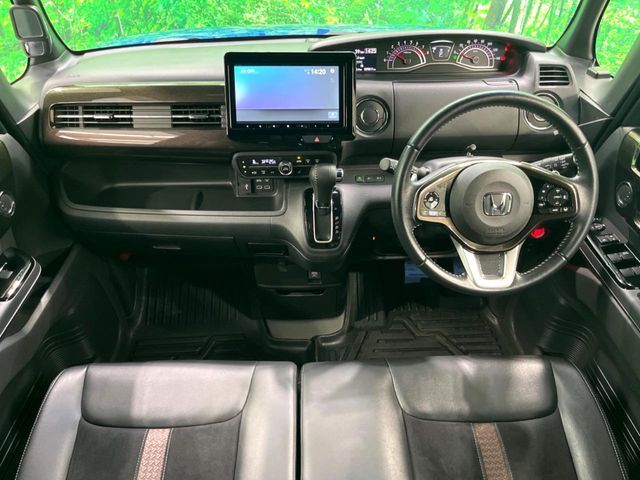 N-BOX CUSTOM