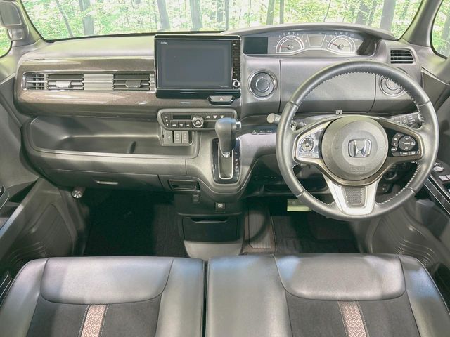 N-BOX CUSTOM