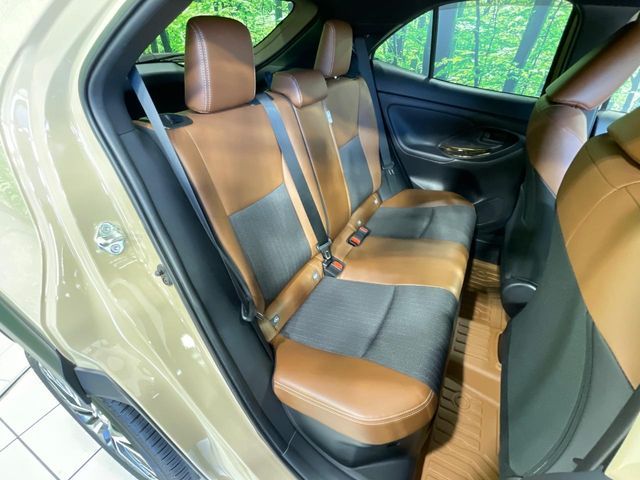 YARIS CROSS HYBRID