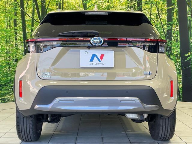YARIS CROSS HYBRID