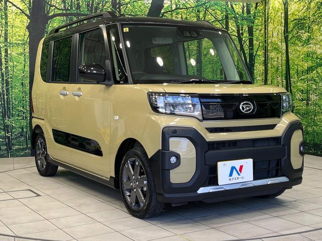 TANTO FAN CROSS 4WD