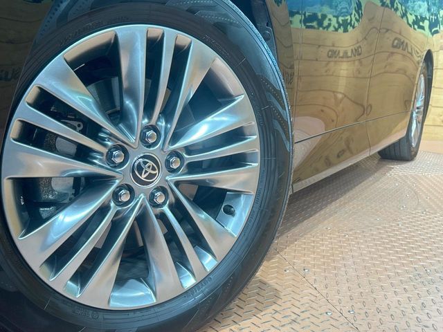 ALPHARD hybrid