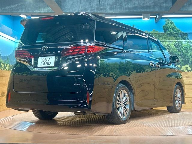 ALPHARD hybrid