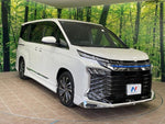 VOXY HYBRID