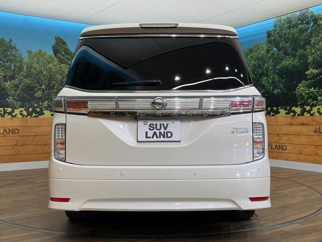 ELGRAND  4WD