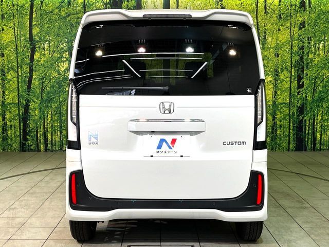 N-BOX CUSTOM
