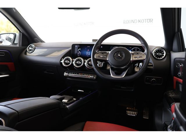 MERCEDES BENZ GLA class