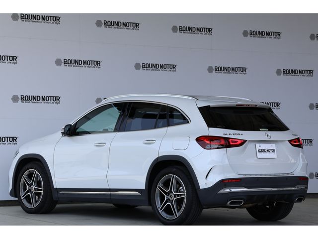 MERCEDES BENZ GLA class