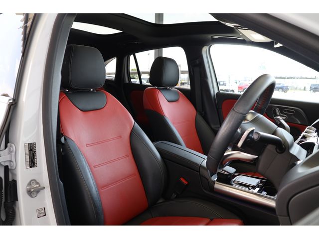 MERCEDES BENZ GLA class