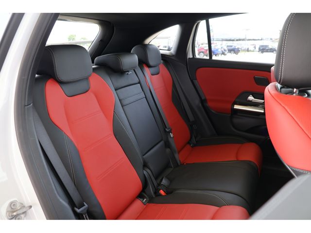 MERCEDES BENZ GLA class