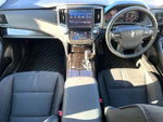 CROWN sedan