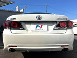 CROWN sedan