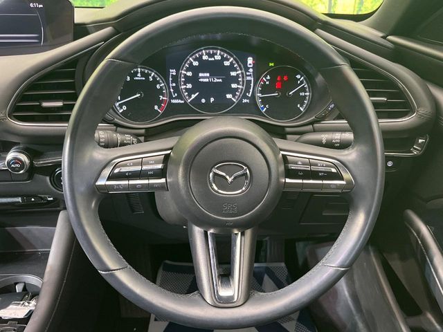 MAZDA3 FASTBACK