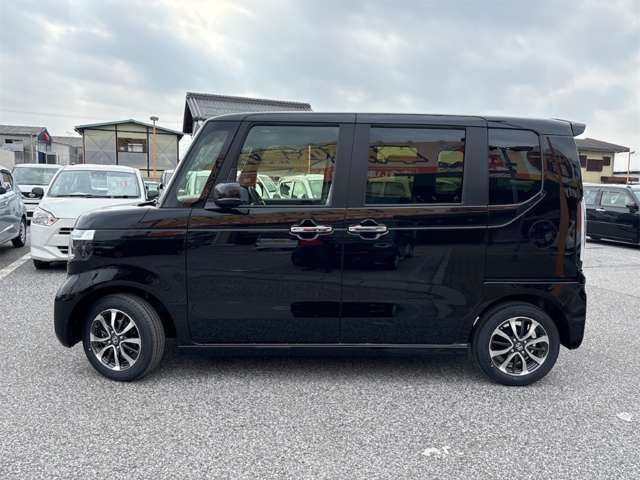 N-BOX CUSTOM