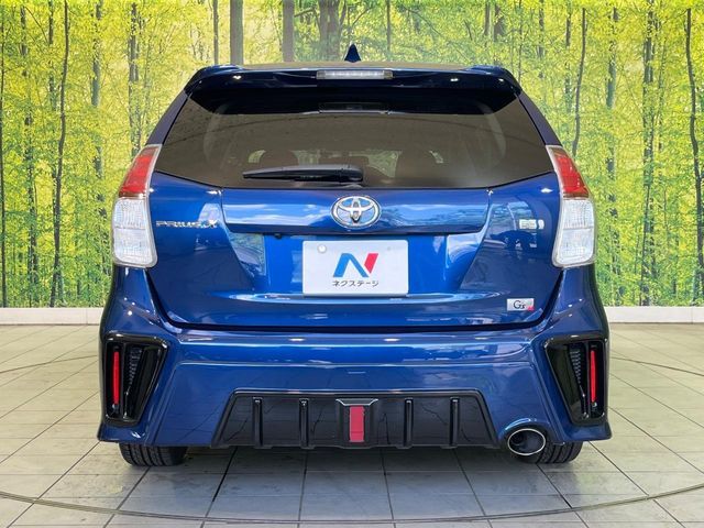 PRIUS Alpha