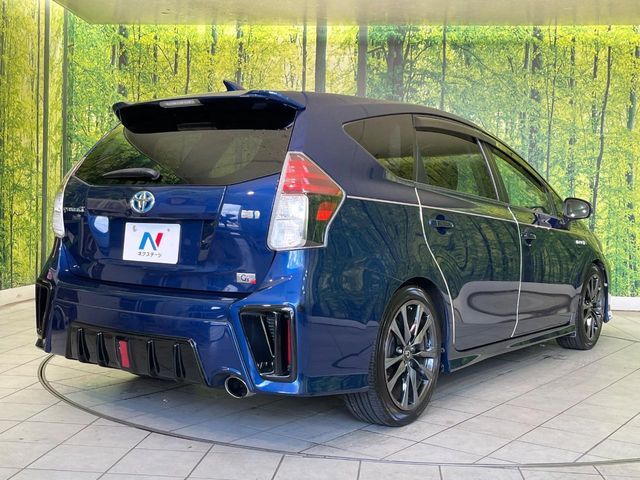 PRIUS Alpha