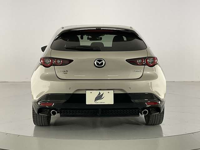 MAZDA3 FASTBACK