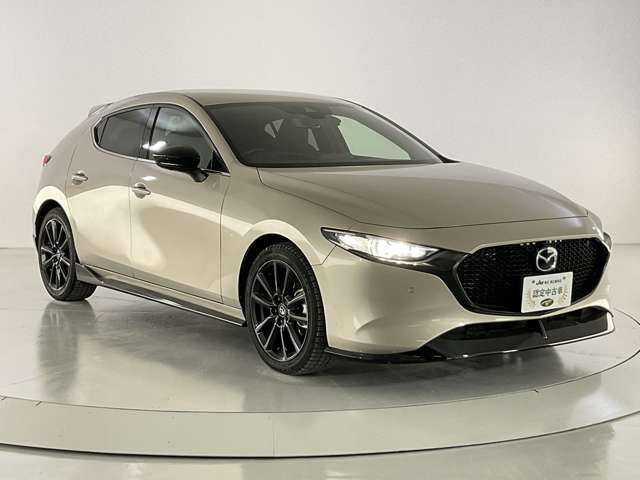 MAZDA3 FASTBACK