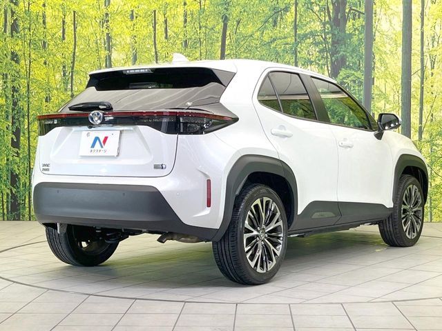 YARIS CROSS HYBRID
