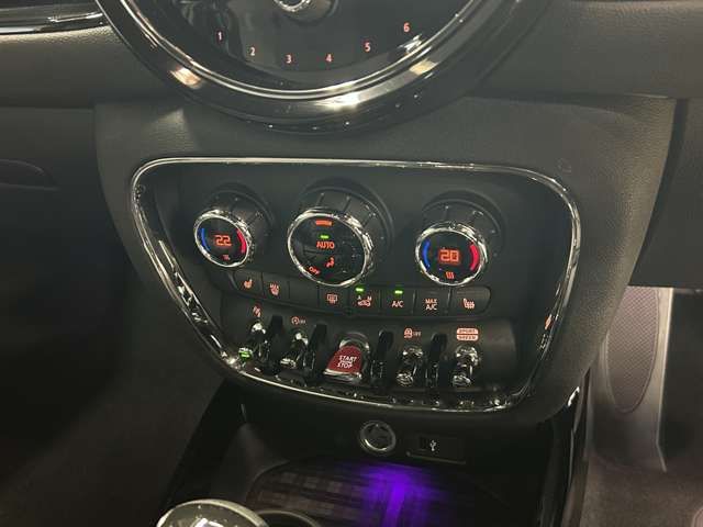 MINI COOPER S CLUBMAN