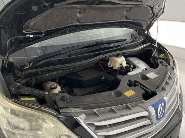 ALPHARD hybrid 4WD
