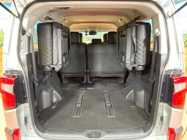 DELICA D:5 4WD