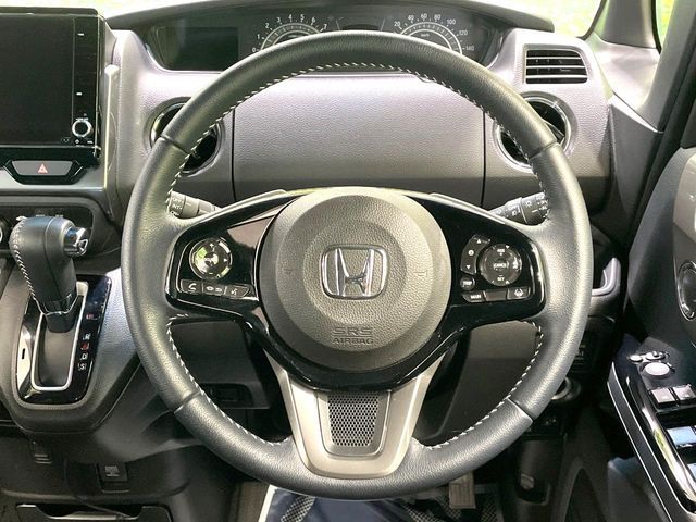 N-BOX CUSTOM