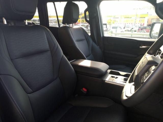 LANDCRUISER 250