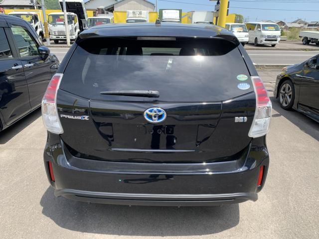 PRIUS Alpha